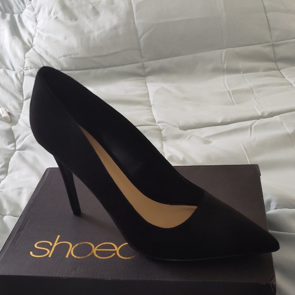 Shoe Dazzle Black Pointed-Toe Stiletto Pumps